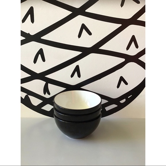 Dinnerware Set - Picture 4 of 11